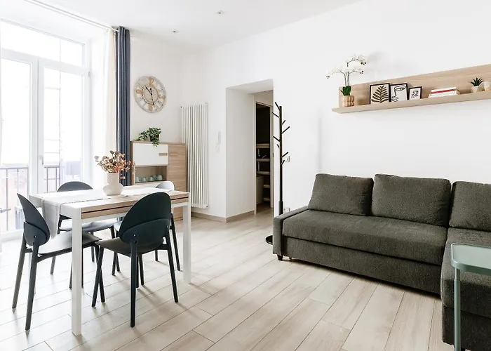 Botanic Apartments - Rooms